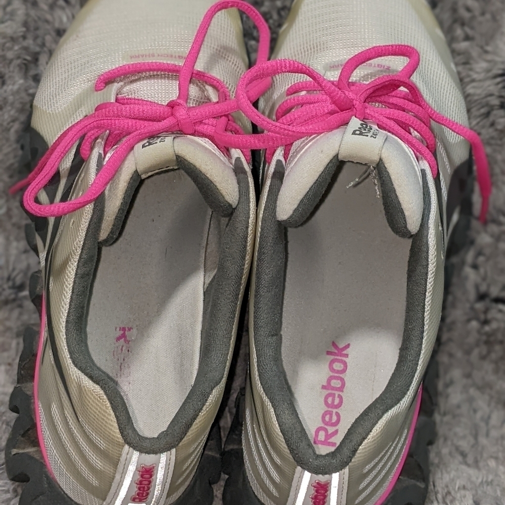 Reebok Zig Shark Pink/White Women's sz 7.5​​​​ - Picture 4 of 7